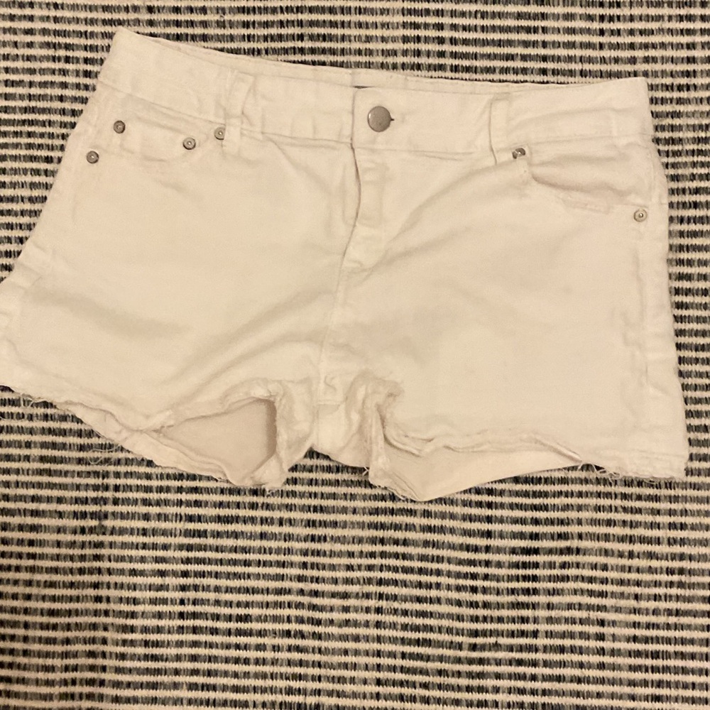 Girl Tractr White Jean Shorts
